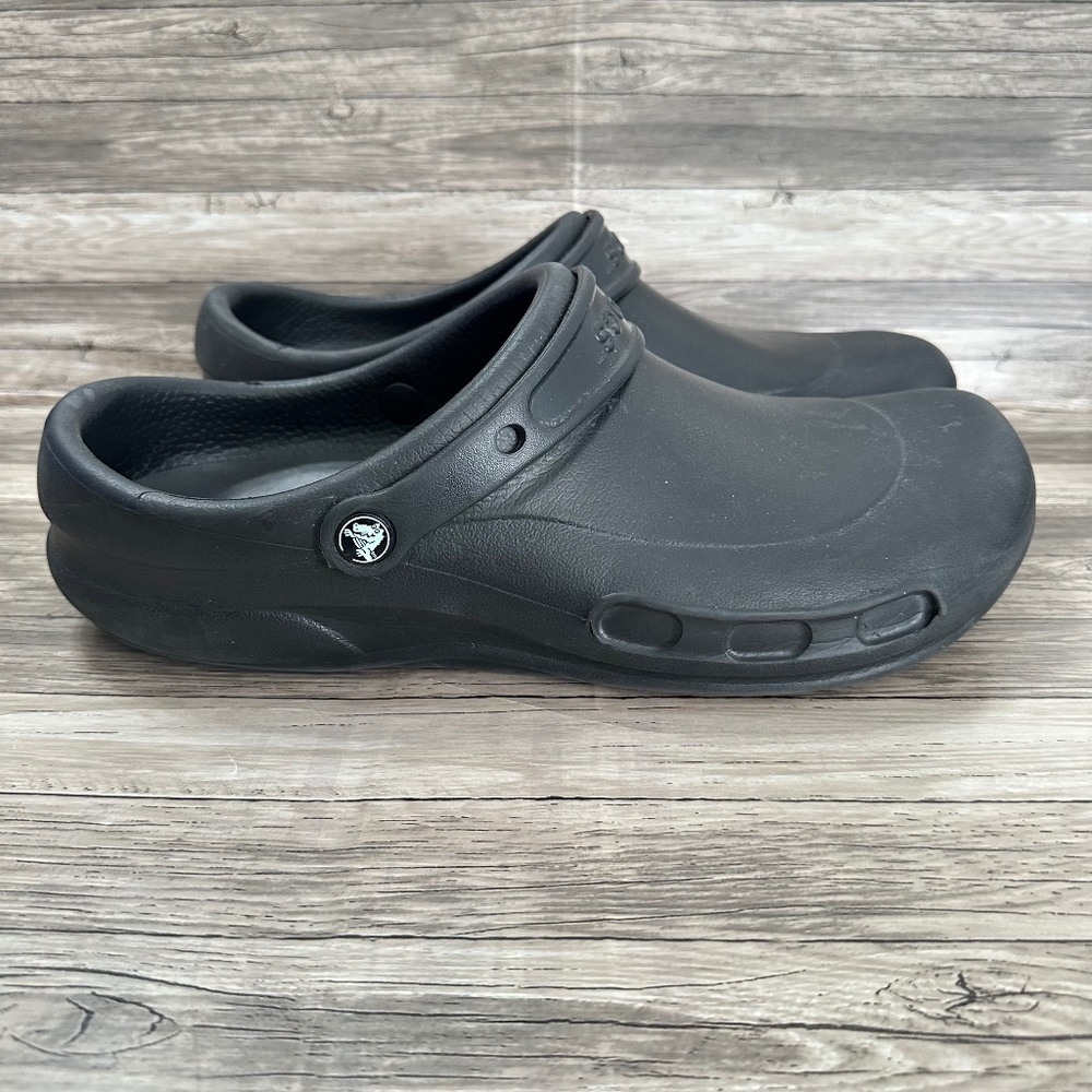 Crocs Slip Resistant Shoes Mens 12 Black Bistro Nurse Chef Work Slip On Comfort